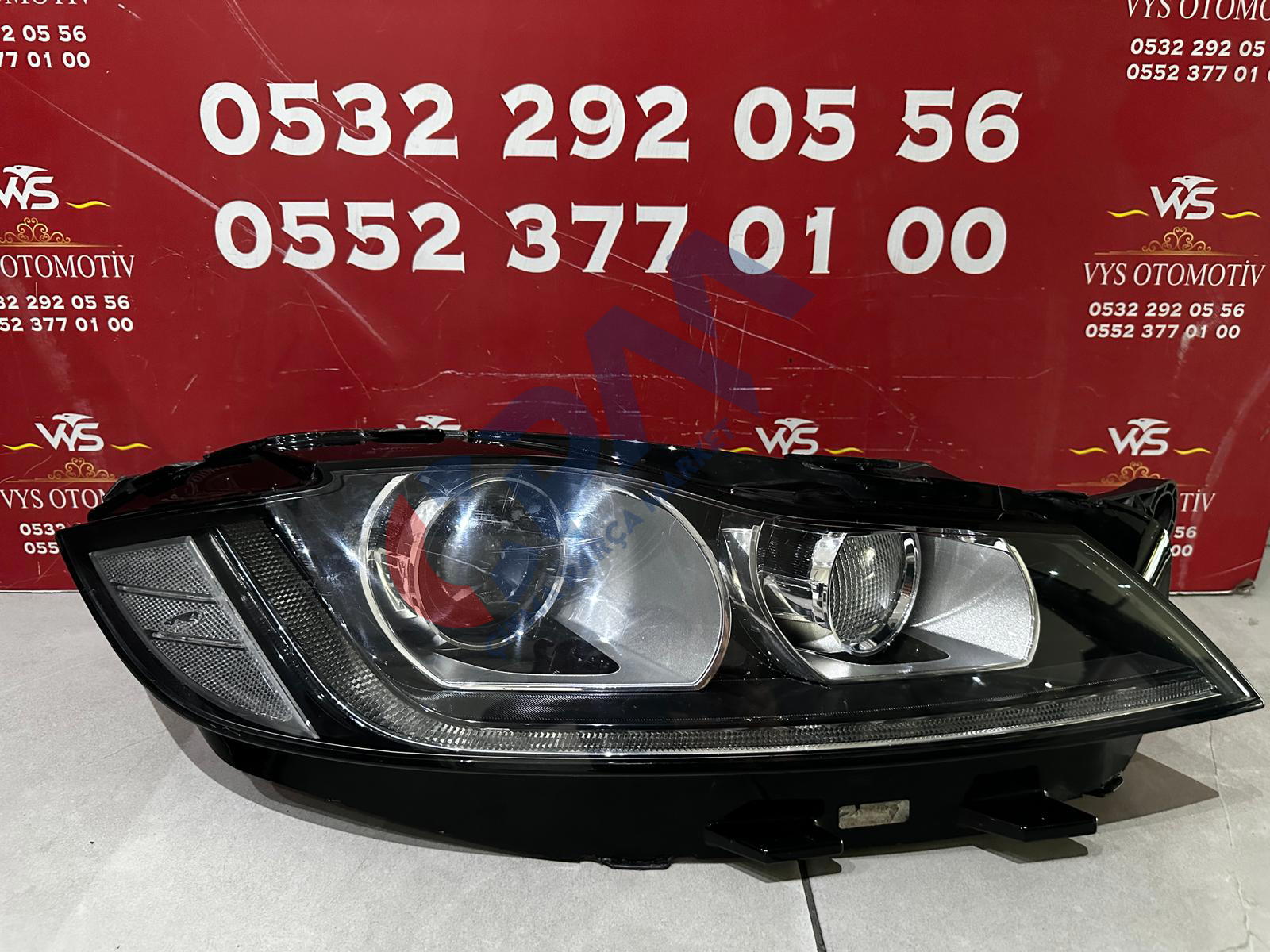 2013 2016 Jaguar XF Xenon Sağ Ön Far GX63 13W029