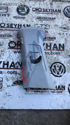 6R4867243 Volkswagen Polo 2017 1.2 tsı orta direk iç kaplama
