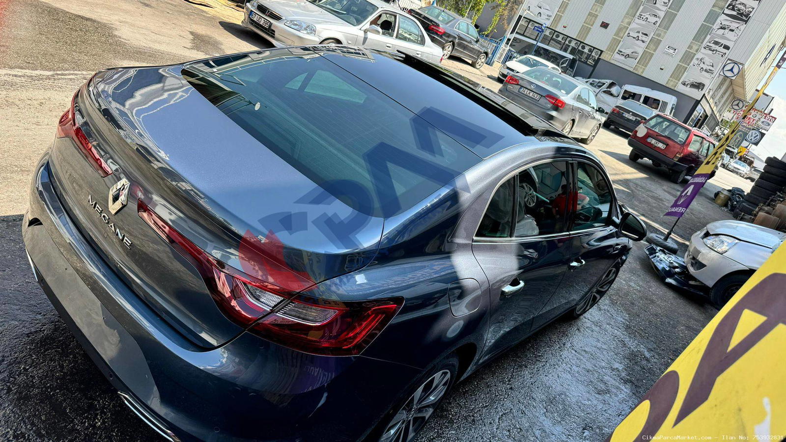 2020 2024 Renault Megane 4 Çıkma  Bagaj Kapağı