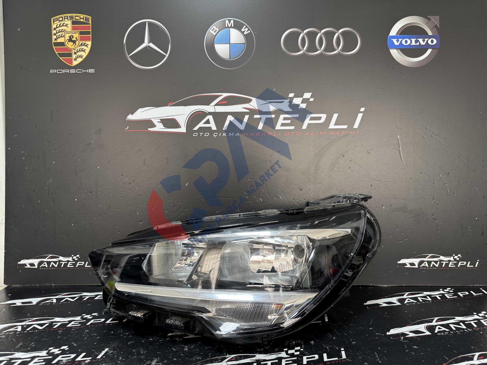 Opel Corsa F halojen ampüllü Sol Ön Far