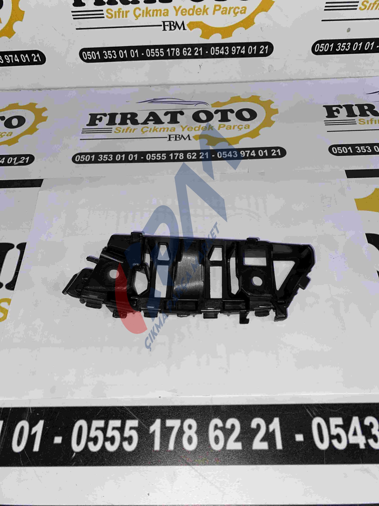 Volkswagen Tiguan 12 16 Sağ Ön Tampon Braketi 5N0807184D