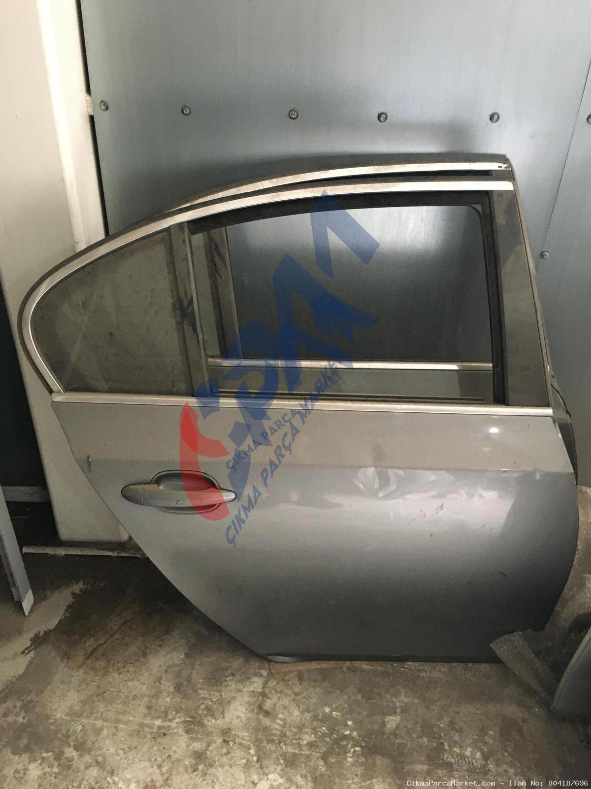 BMW E60 SAĞ ARKA KAPI