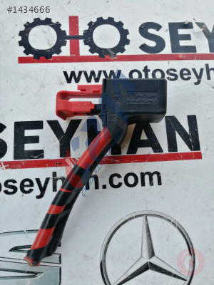 5Q0972752 audi a3 2019 dış sigorta kutusu kalın kablo fişi