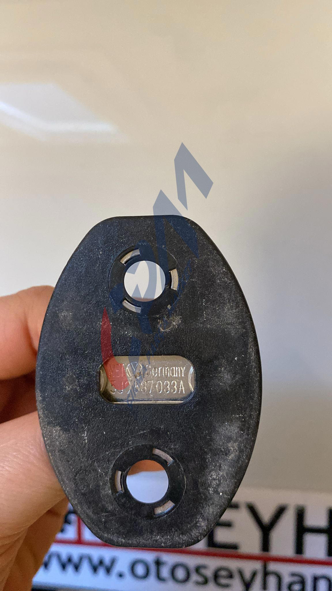 5J0837033A Seat Toledo ön sağ sol kapı kilit kaşılığı