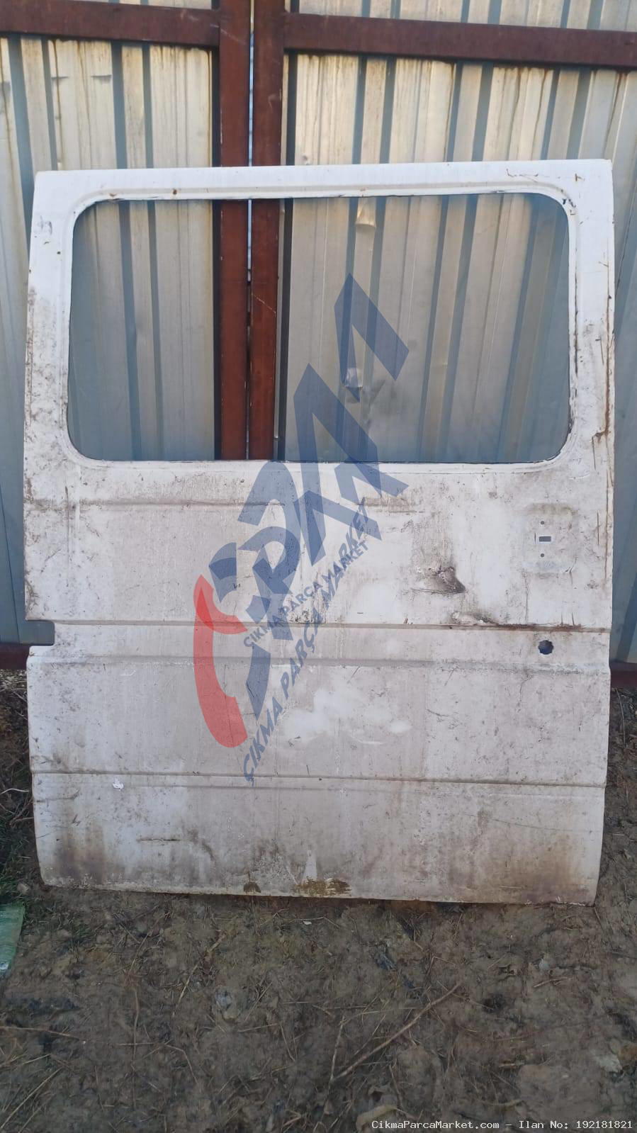 Ford Transit Sağ Arka Kapı