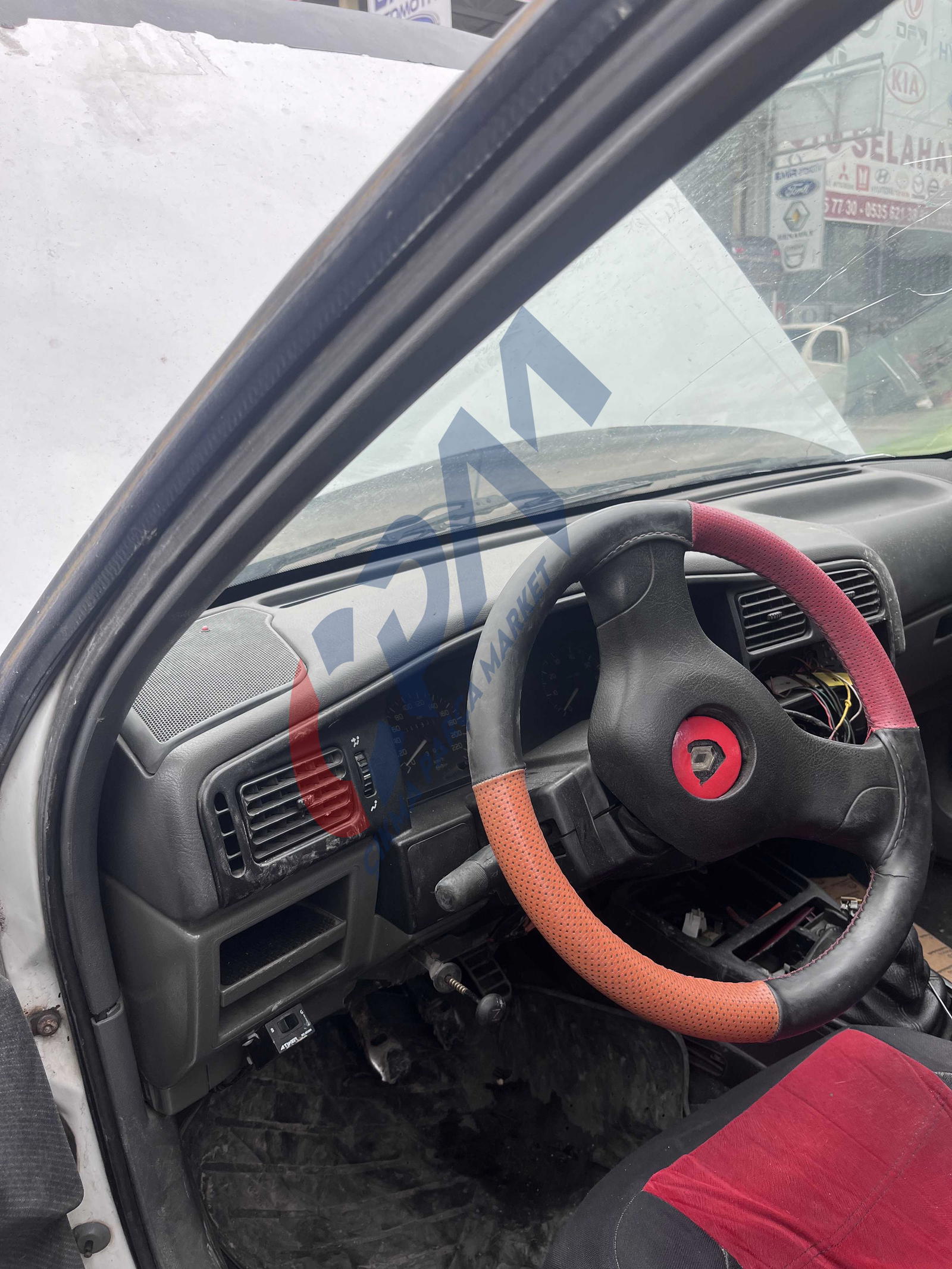 RENAULT R19 KOMPLE GÖĞÜS HATASIZ