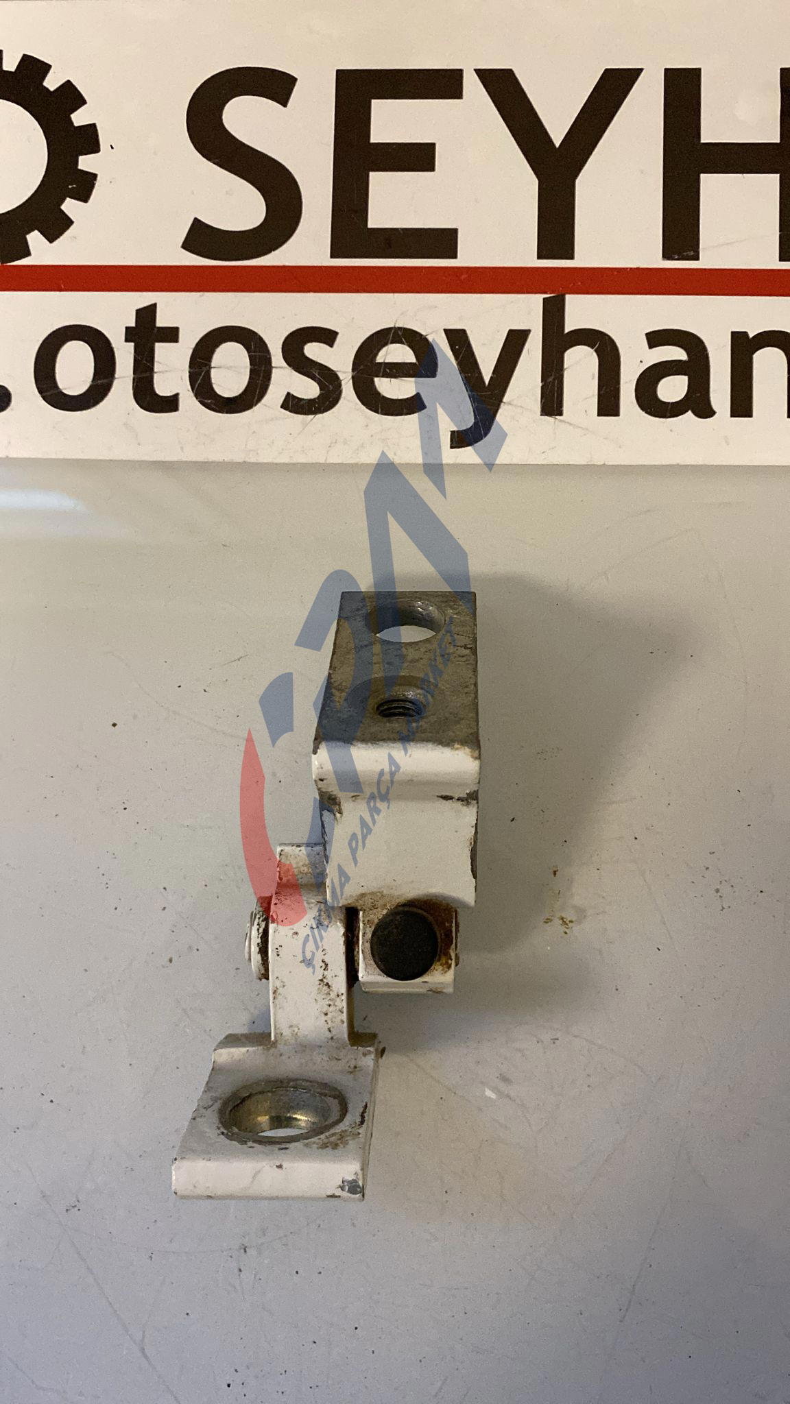 7N0831401 Volskwagen Polo 2017 sol arka ön üst alt kapı menteşesi