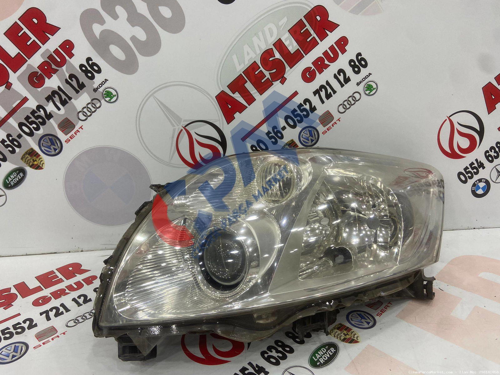 2008 2012 Toyota Auris mercekli  Sol Ön Far