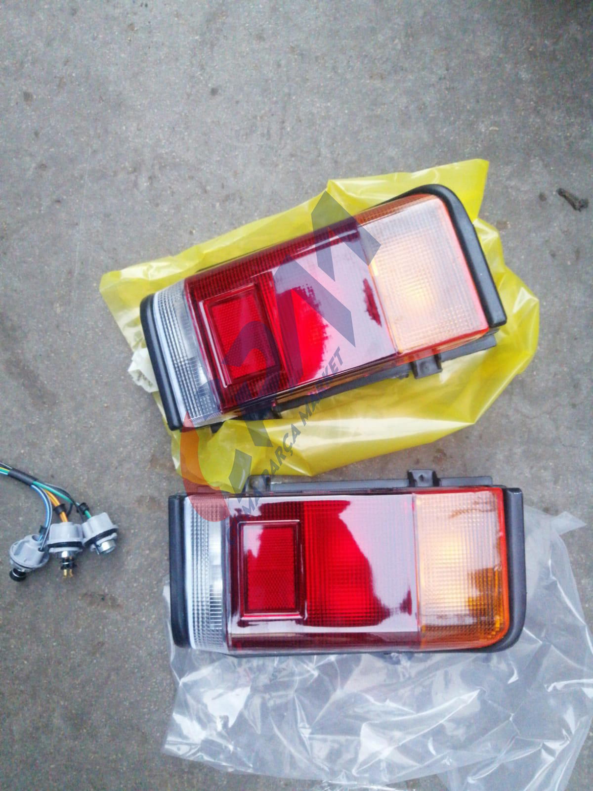 Mazda E2200 Stop Lambası