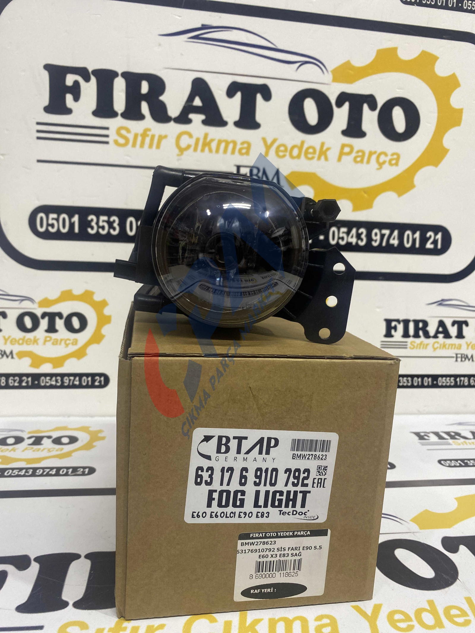 BMW 3 Serisi E90 E60 X3 E83 Sağ Sis Farı 63176910792