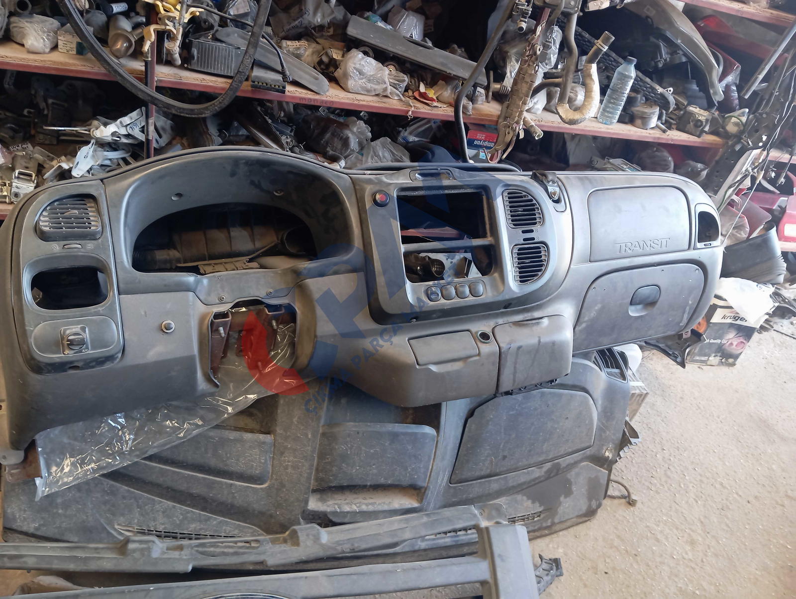 2002 2006 Ford Transit Boş Torpido Göğüslük 2C14 V04302AA