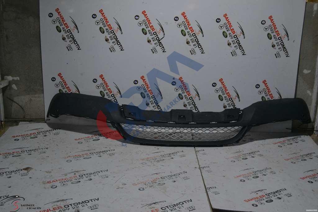 2008 2014 BMW X6 E71 Ön Tampon Izgarası 51117176282