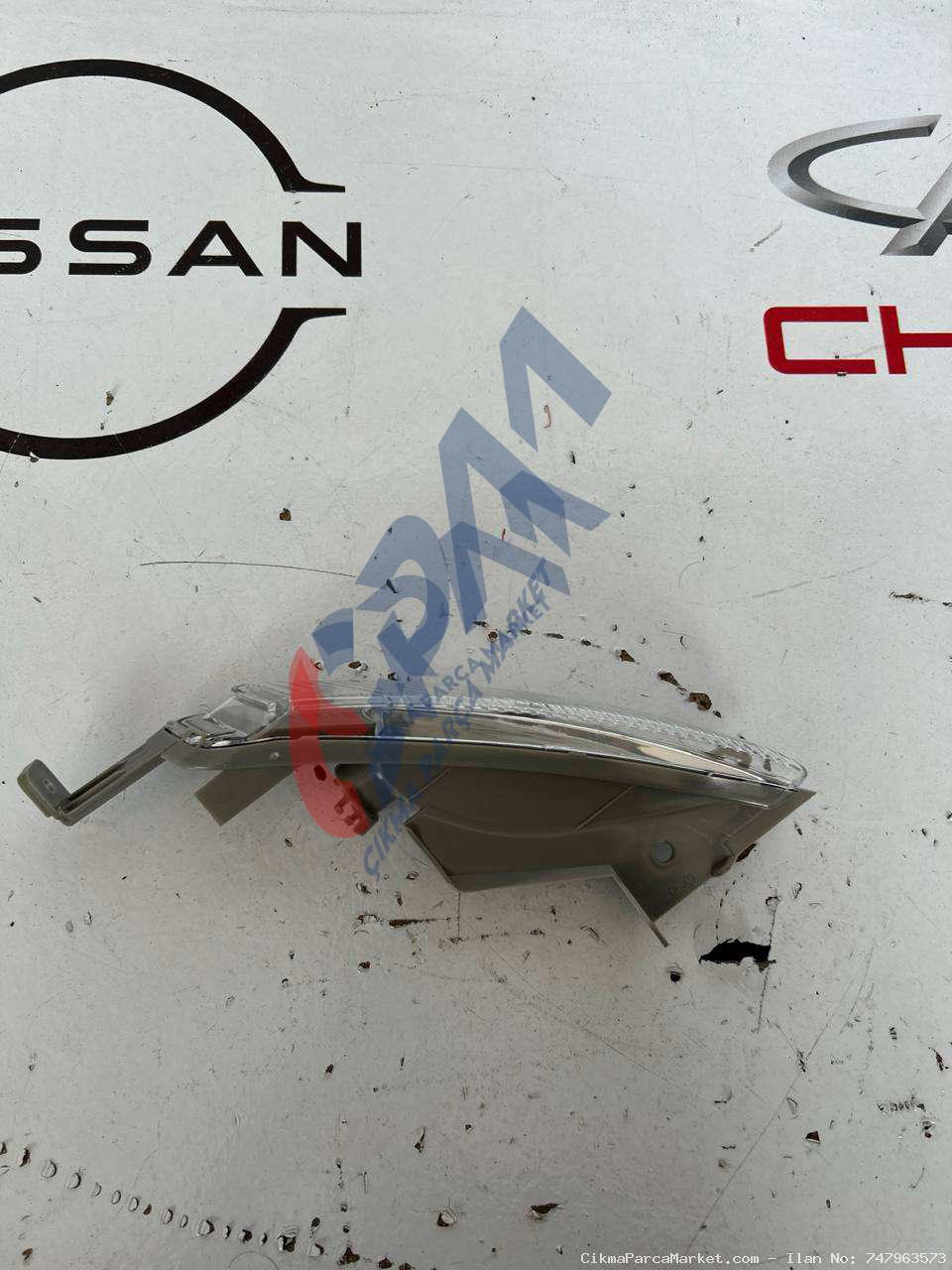 2009 2015 Opel Astra Sağ Sis Farı 65810018