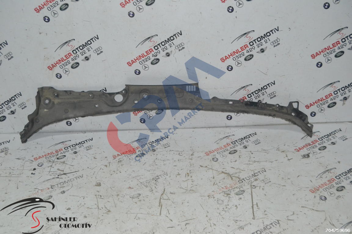 BMW 5 Serisi F10 Ön Ön Cam Eleği 51717203124