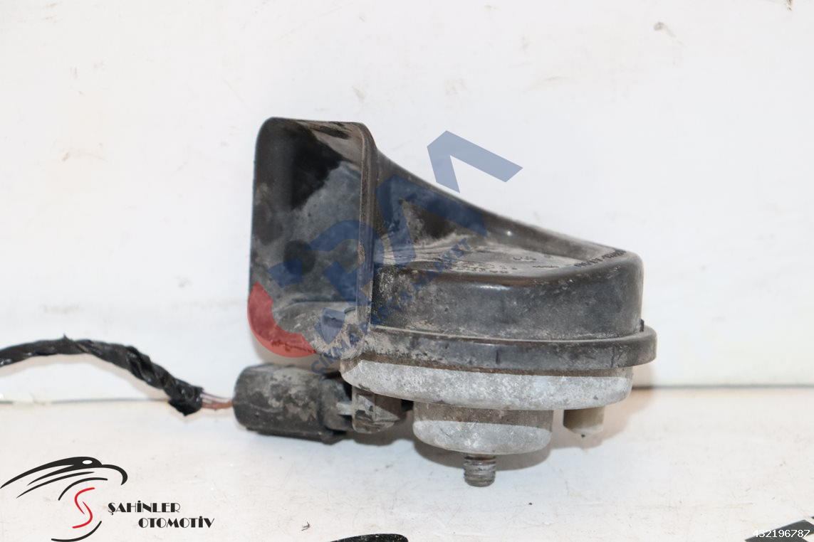 BMW 1 Serisi f20 Korna 7245423
