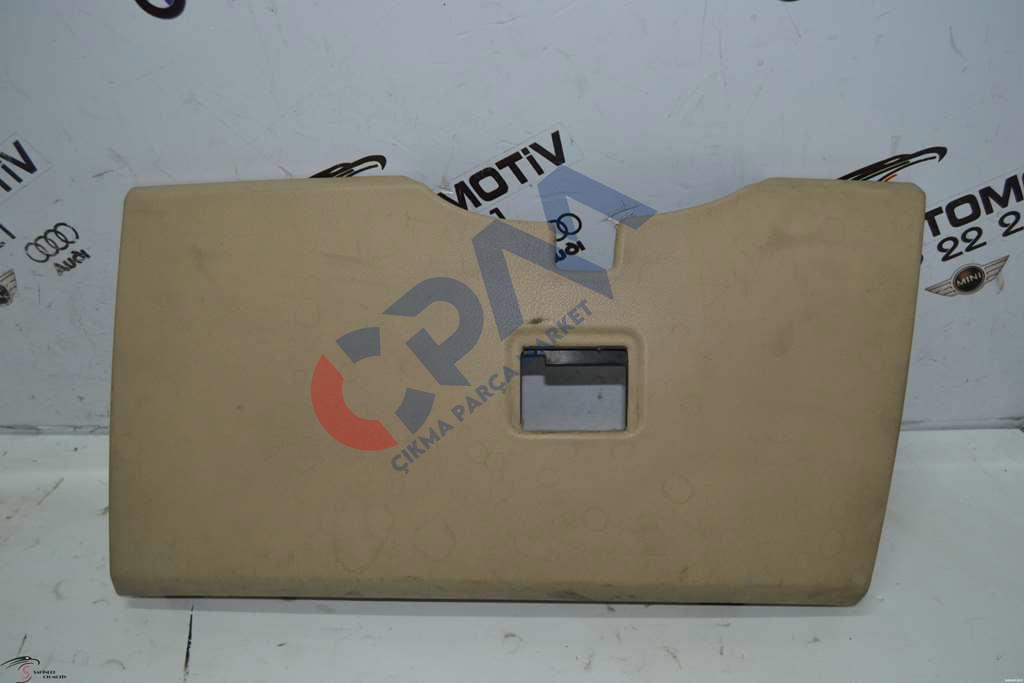 2005 2008 Land Rover Range Rover LR3 direksiyon simidi gösterge paneli altında Kapak fbs500121