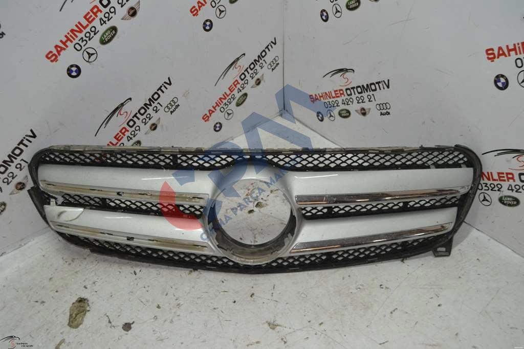 Mercedes GLA Serisi A156 W156 X156 Ön Panjur A1568880460