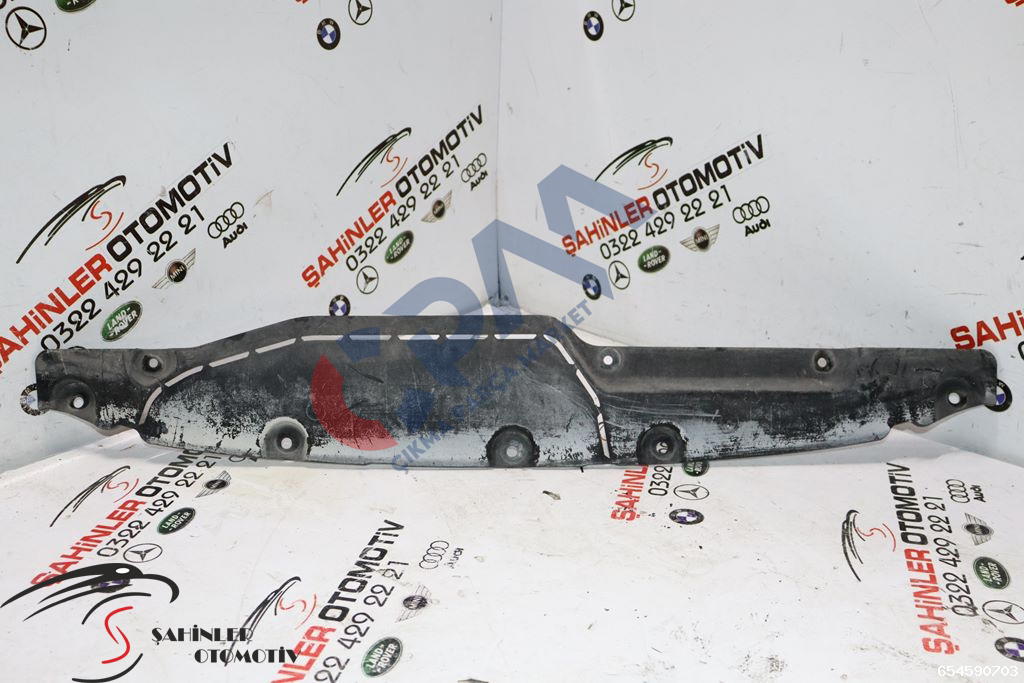 BMW 5 Serisi G30 G31 Alt Bakalit 51757399329