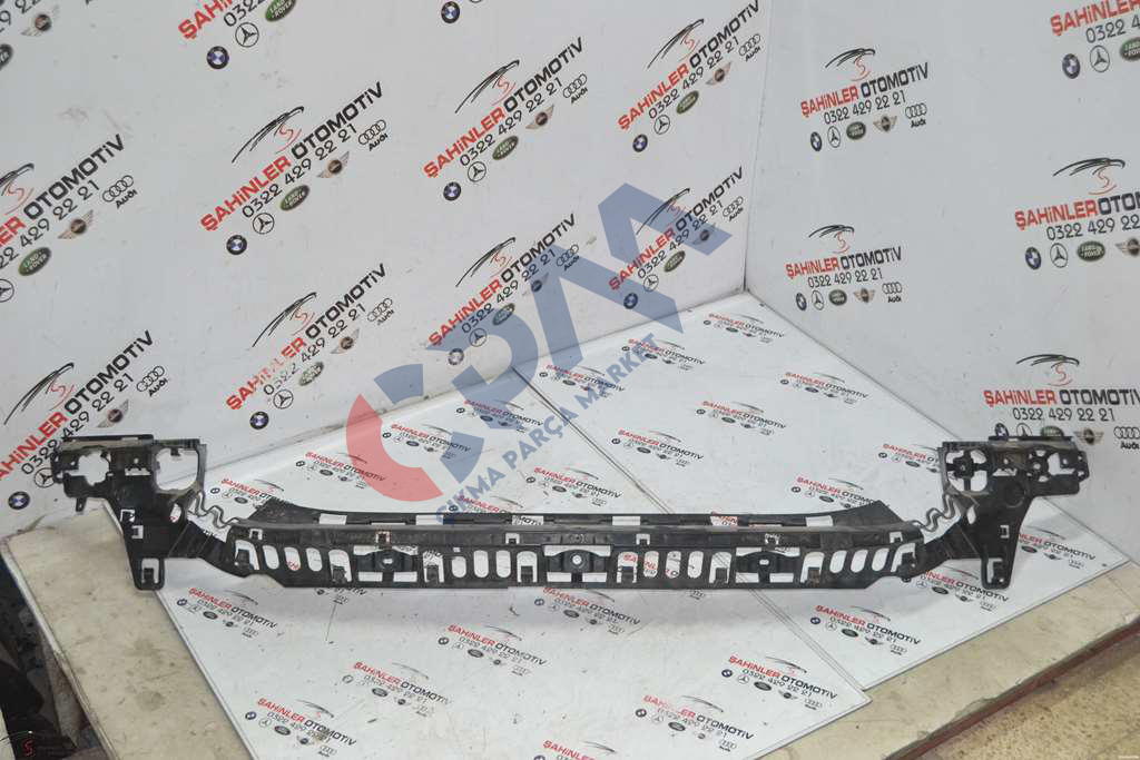 BMW 4 Serisi F363233 LCİ Tampon Tutucu 51127432637
