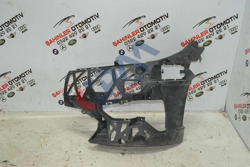 BMW 3 Serisi G20 Sol Ön SİS FAR YUVASI 51117422247