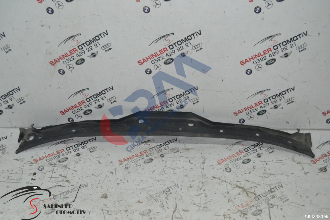 BMW 5 Serisi E39 Ön Cam Eleği 51718159292