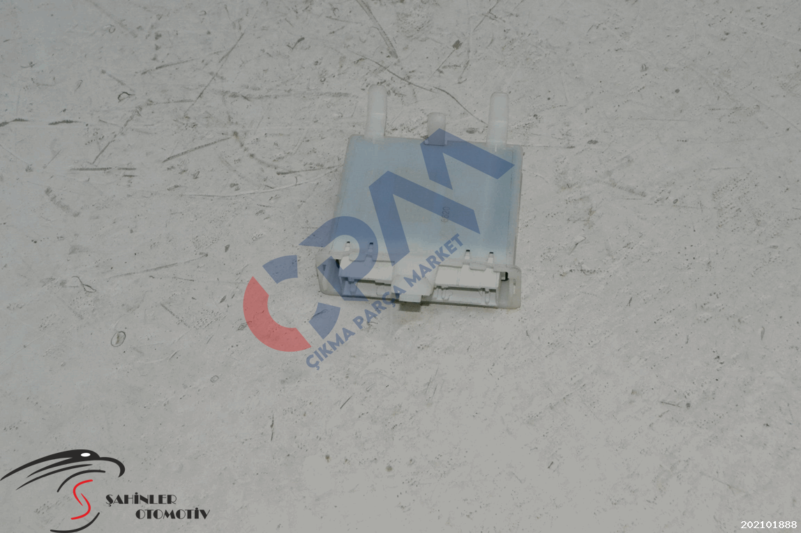 BMW X1 Sensör Mesafesi Park Modül 66209306408
