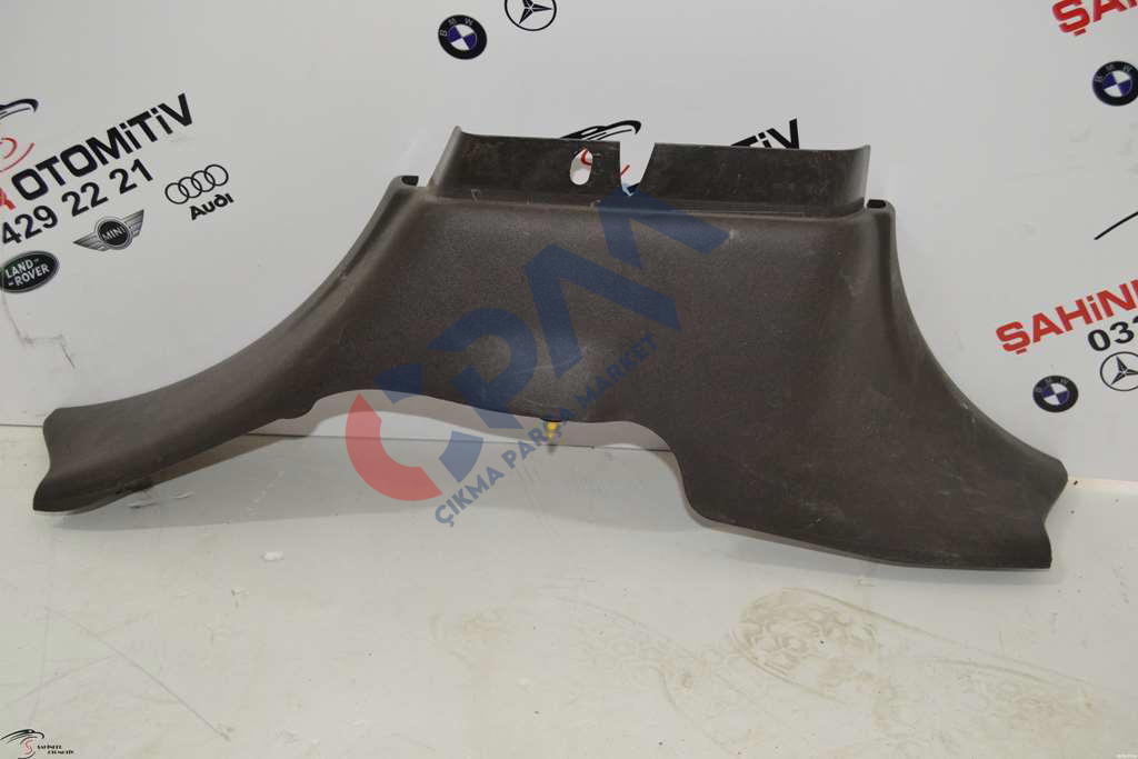 Land Rover Range Rover Sport İç Direk Kaplaması CPLA31056