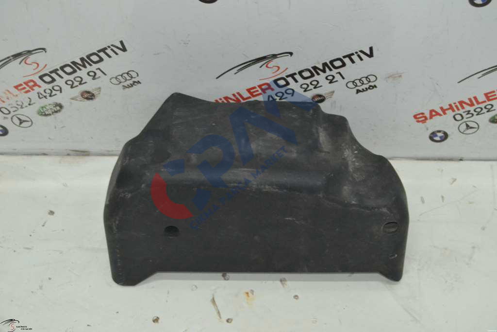 BMW X5 E70 Motor Üst Kapağı 7798375