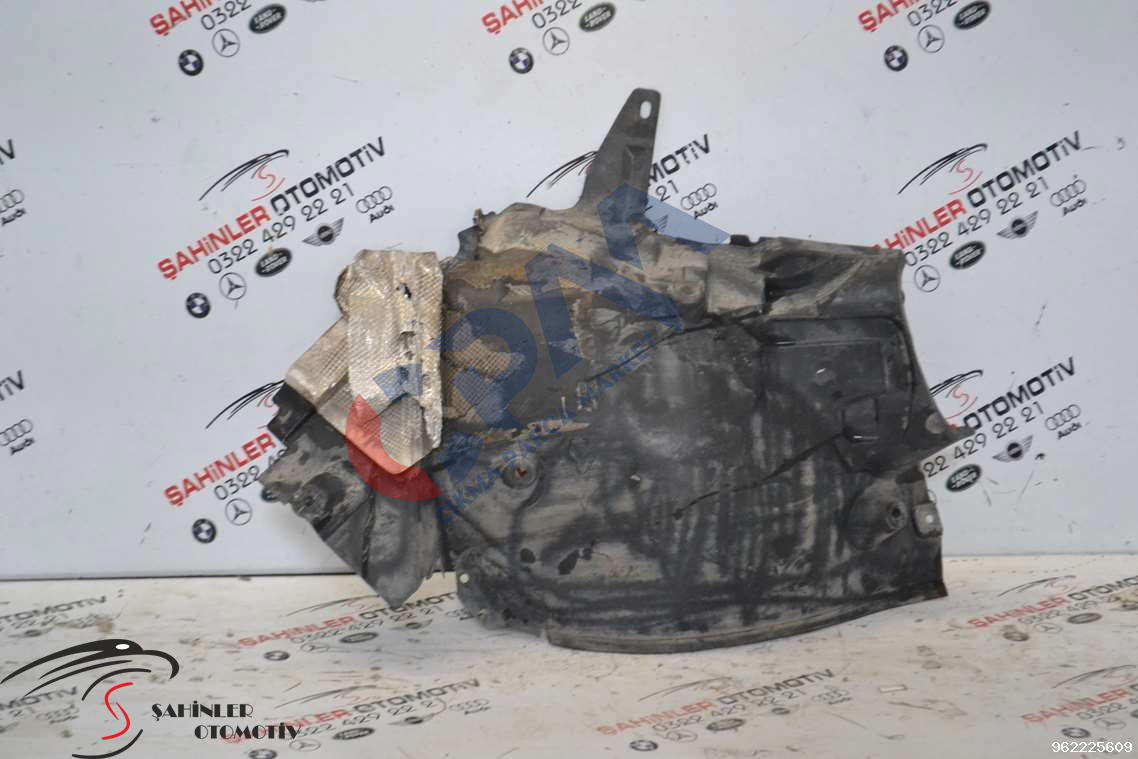 Mercedes C Serisi W204 C180 C200 SAĞ Sağ Ön Davlumbaz A2046984030