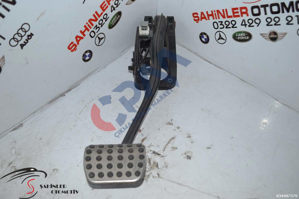 Mercedes B Serisi W117 A246 CLA Fren Pedalı A2462900500