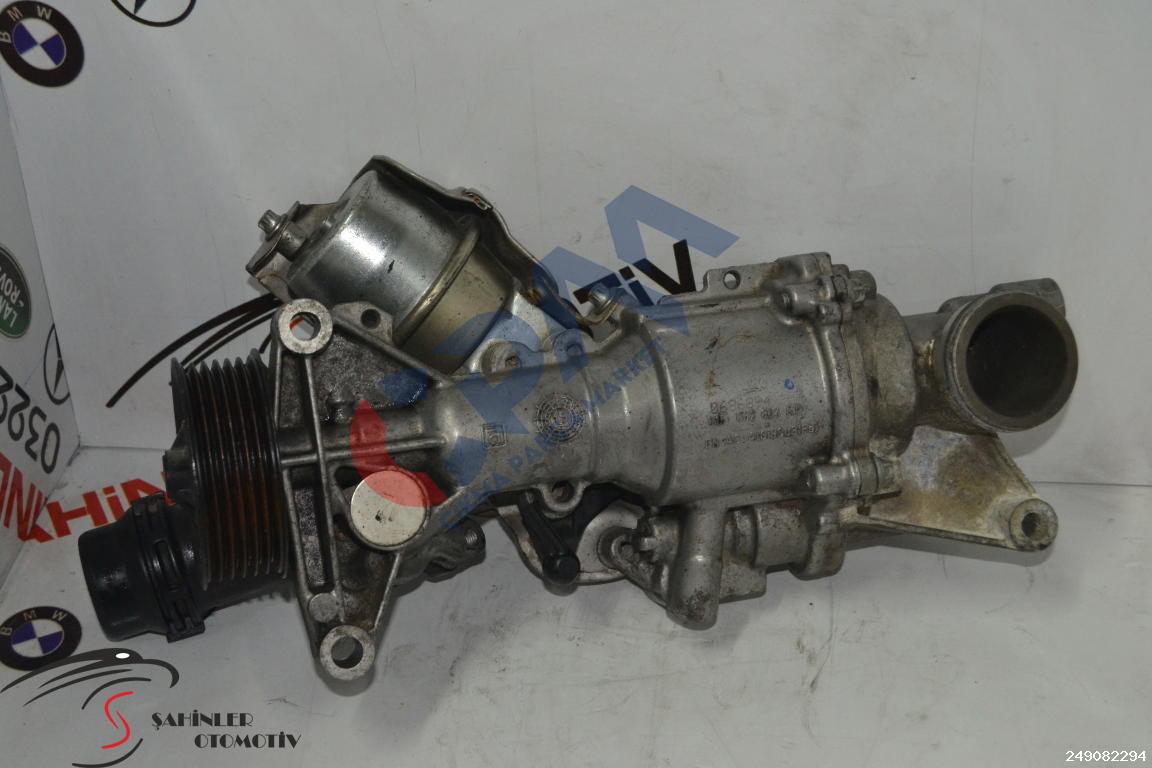 Mercedes C Serisi SLK C E GLC Vito Serisi W172 W204 W205 W207 W212 W213 W238 W253 W447 Su Pompası a2742001407