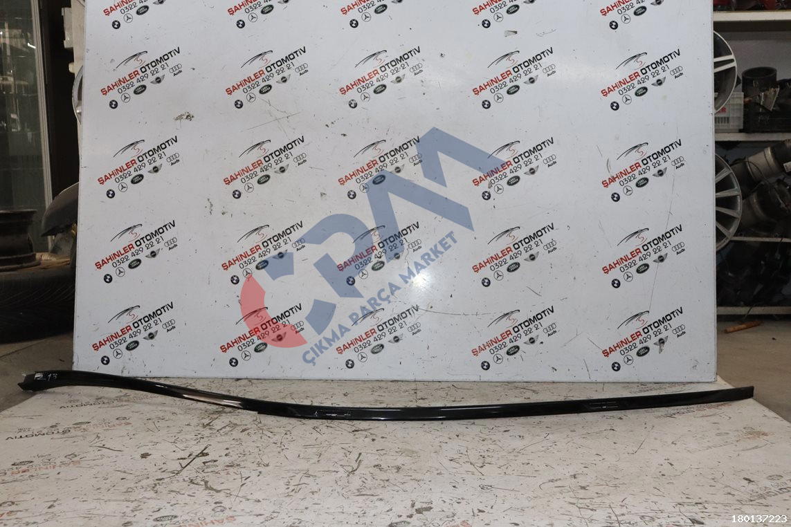 Mercedes E Serisi A213 W213 Sağ Tavan Çıtası a2136900406