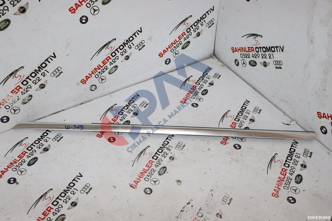 2014 2021 Mercedes C Serisi a205 w205 AMG W202 W203 W204 W206 Sol Ön Cam Çıtası a2057203931