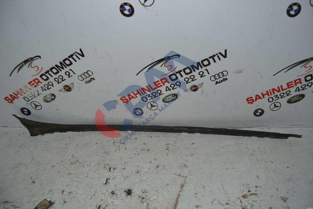 Mercedes E Serisi A212 W212 Sol Ön Cam Çıtası A2126900982