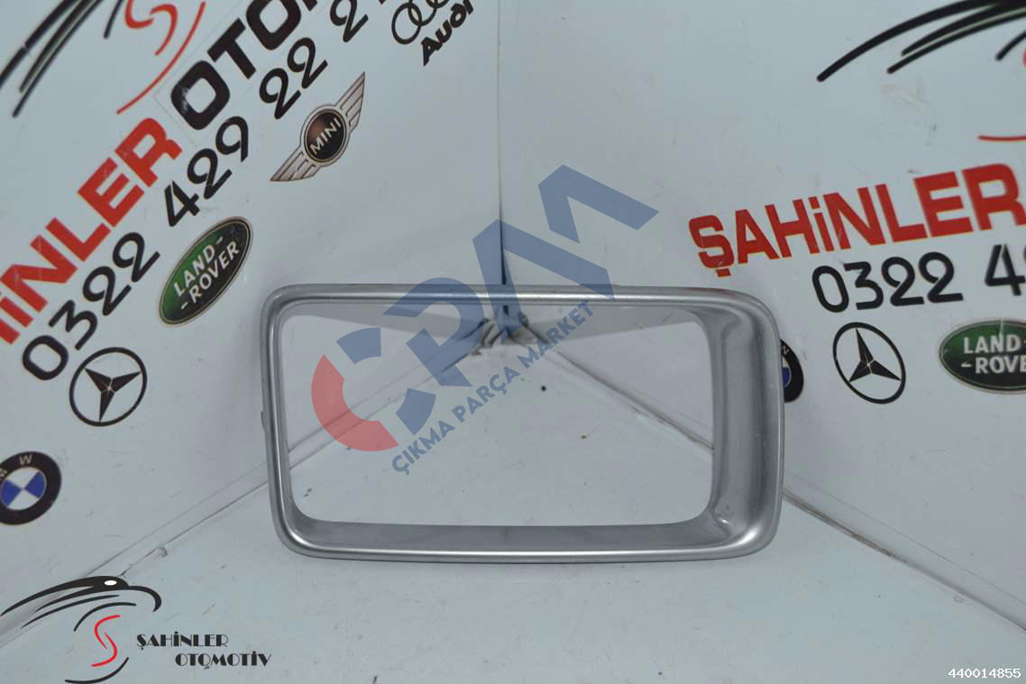 2016  Jeep Grand Cherokee Ön Panjur Çerçevesi 68143133AB