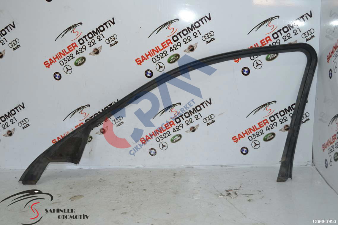 2003 2010 BMW 5 Serisi E60 Sol Ön Kapı Çıtası 5135703363012