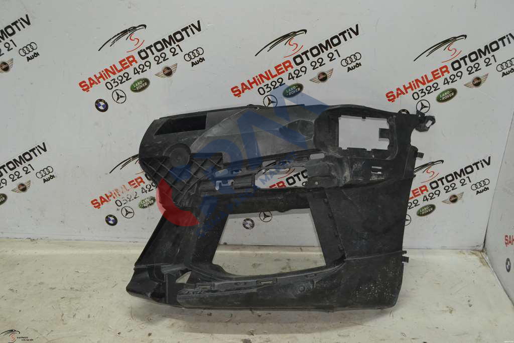 BMW 5 Serisi G30 LCI M Sol Ön SİS FAR YUVASI 51118098675