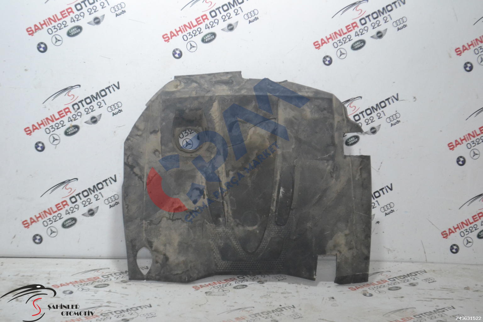 Mercedes C Serisi A205 W205 A646 W646 Motor Üst Kapağı A6460101167
