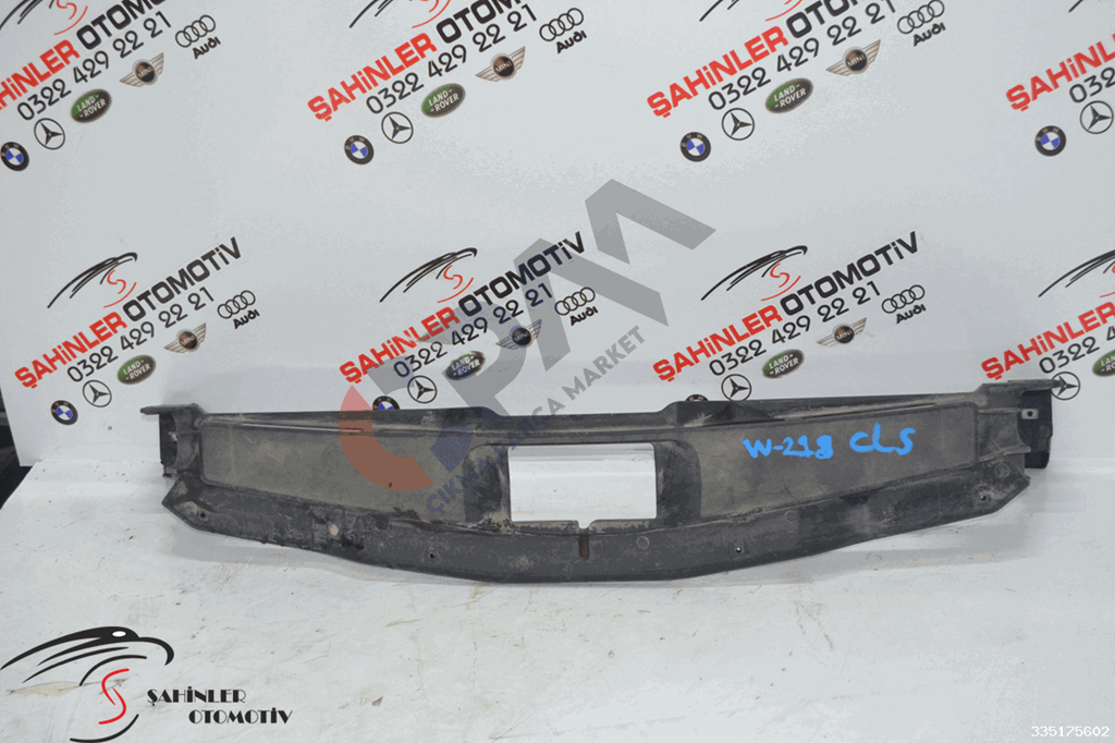 2011 2018 Mercedes CLS W218 Ön Orta Tampon Orta Izgara A2186200015