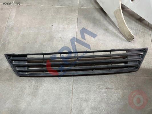 Çıkma Volkswagen Caddy 2015 2020 Tampon Alt Orta Izgara
