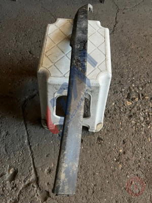 2004 2005 Toyota corolla hcback ön tampon alt bıyığı çıkma
