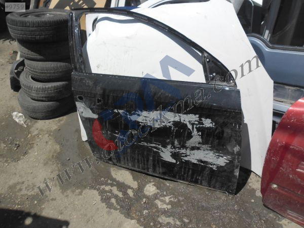 ÇIKMA PASSAT SAĞ ÖN KAPI