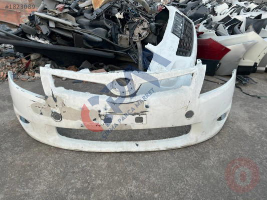 2011 2012 Toyota auris ön tampon çıkma orjınal
