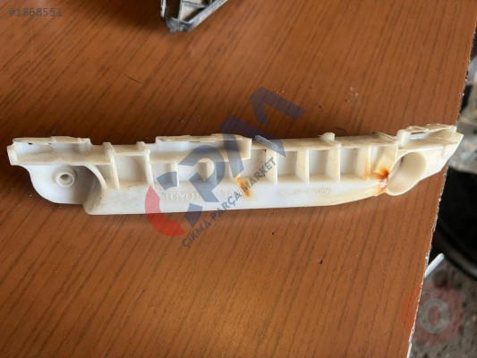 2007 2008 Toyota Yaris tampon braketi çıkma