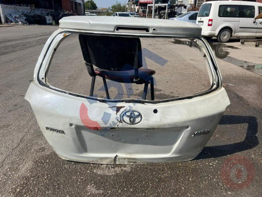 2012 2017 Toyota yaris çıkma arka bagaj kapısı