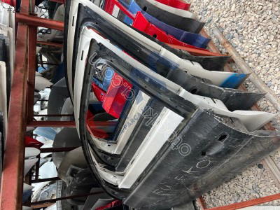 Volkswagen Golf 6 çıkma ön sol kapı
