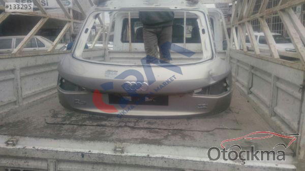 2010 Audi Q3 BAĞAJ KAPAĞI