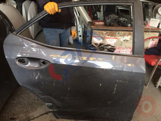 2015 model Toyota corolla çıkma arka sağ kapı