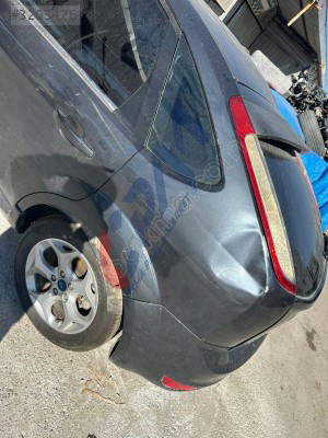 Ford Focus sol arka kapı 2008+2011