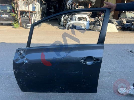 2007 2012 Toyota Auris sol ön kapı çıkma
